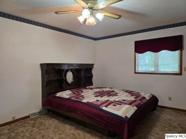 $169,000 | 400 4th Street, Carthage, IL 62321