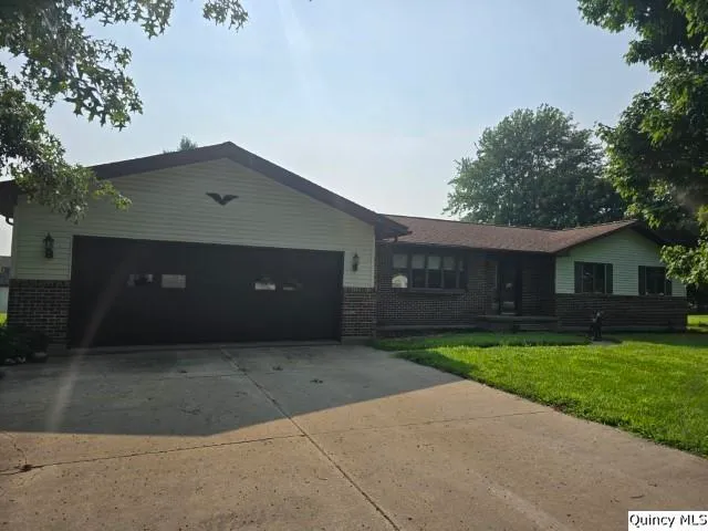 $169,000 | 400 4th Street, Carthage, IL 62321