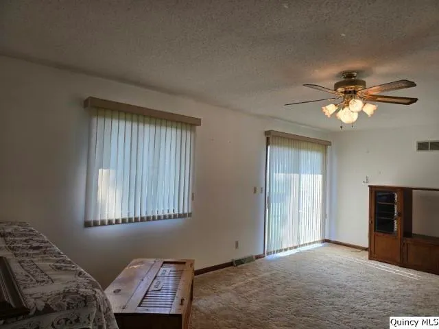 $169,000 | 400 4th Street, Carthage, IL 62321