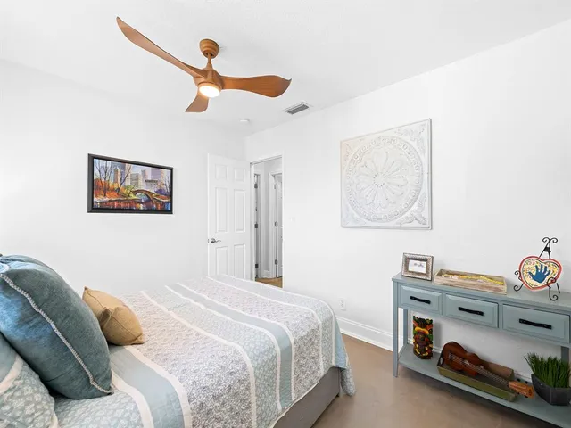 $699,999 | 812 Northwest 26th Street, Wilton Manors, FL 33311