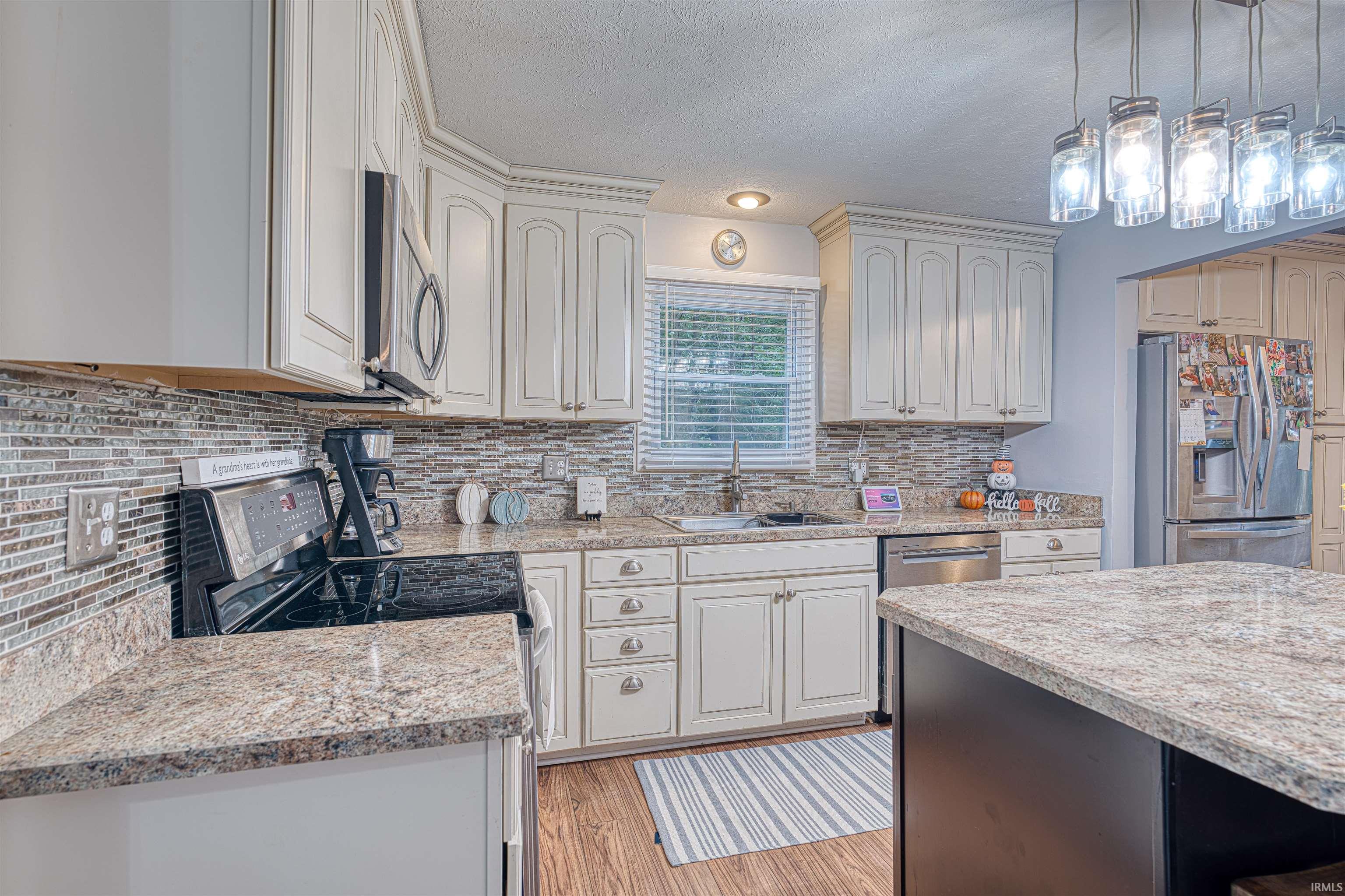 5712 Hausman Road Mount Vernon, IN 47620 - Photo 13 of 36