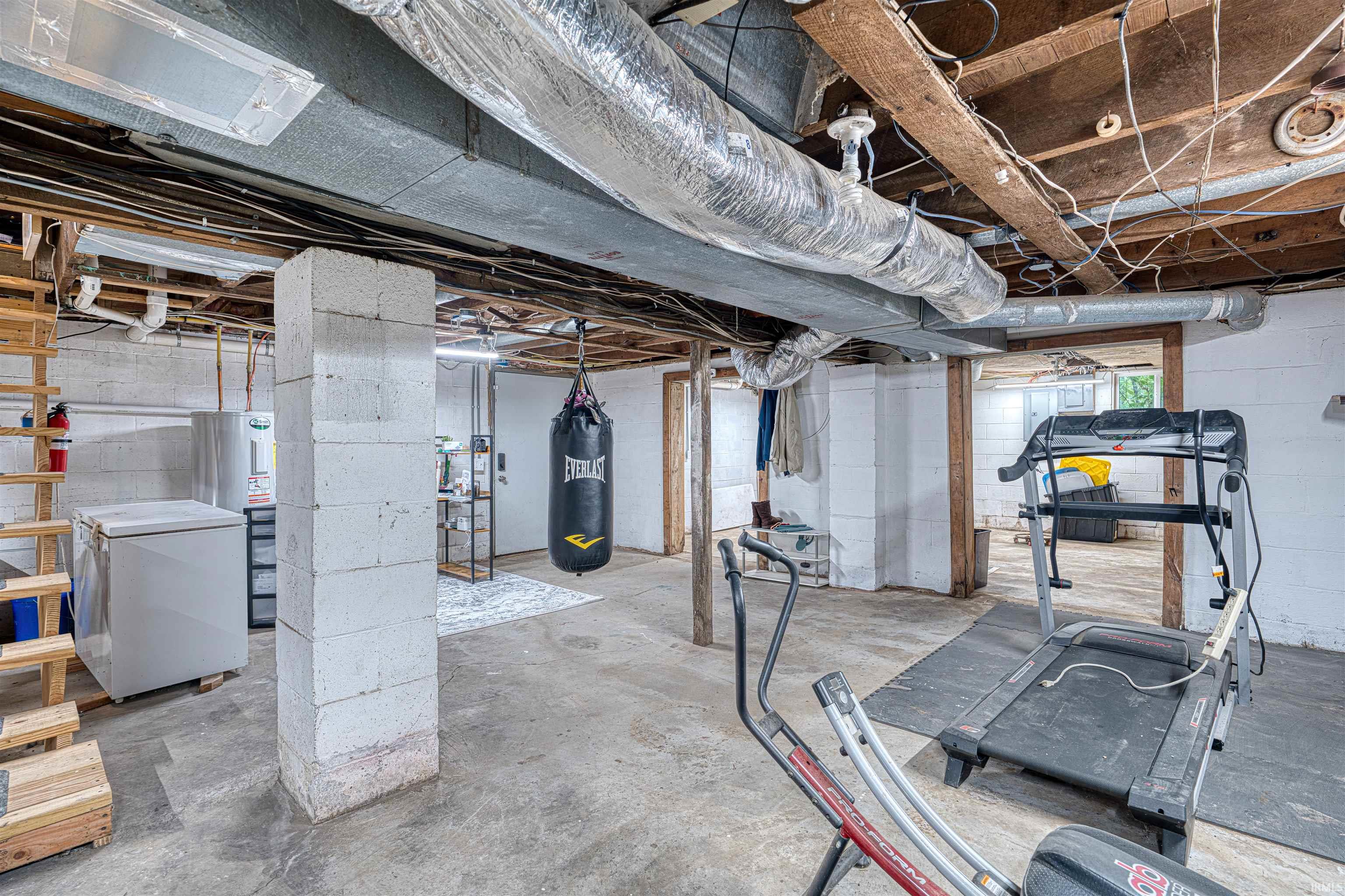 5712 Hausman Road Mount Vernon, IN 47620 - Photo 27 of 36