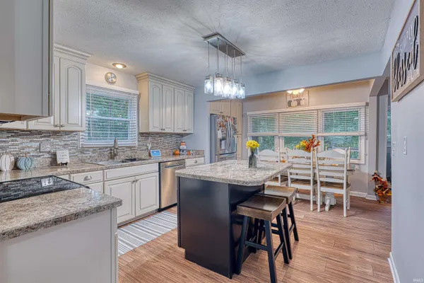 $249,900 | 5712 Hausman Road, Mount Vernon, IN 47620