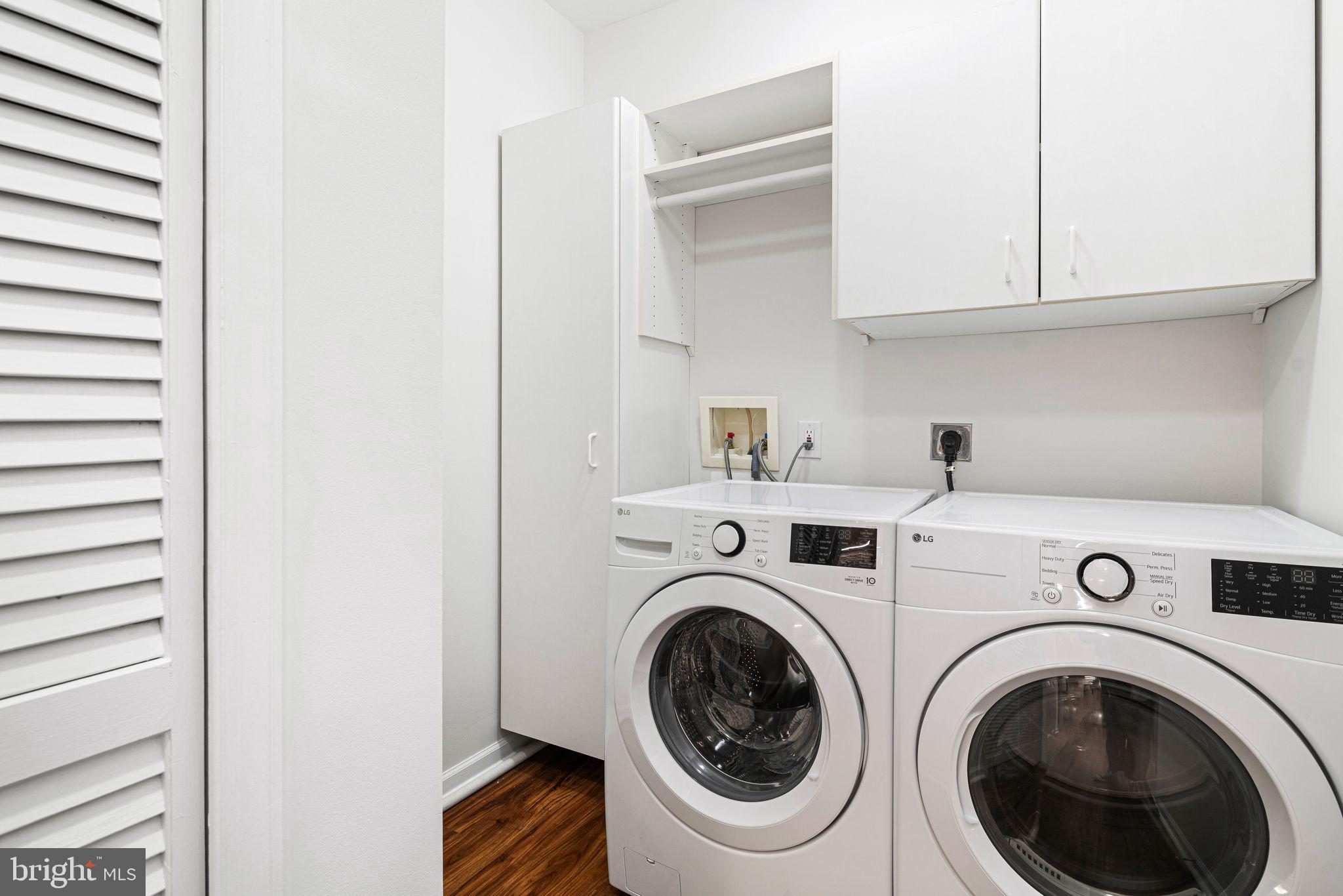 1364 Nicklaus Drive Springfield, PA 19064 - Photo 13 of 25 a utility room with dryer and washer