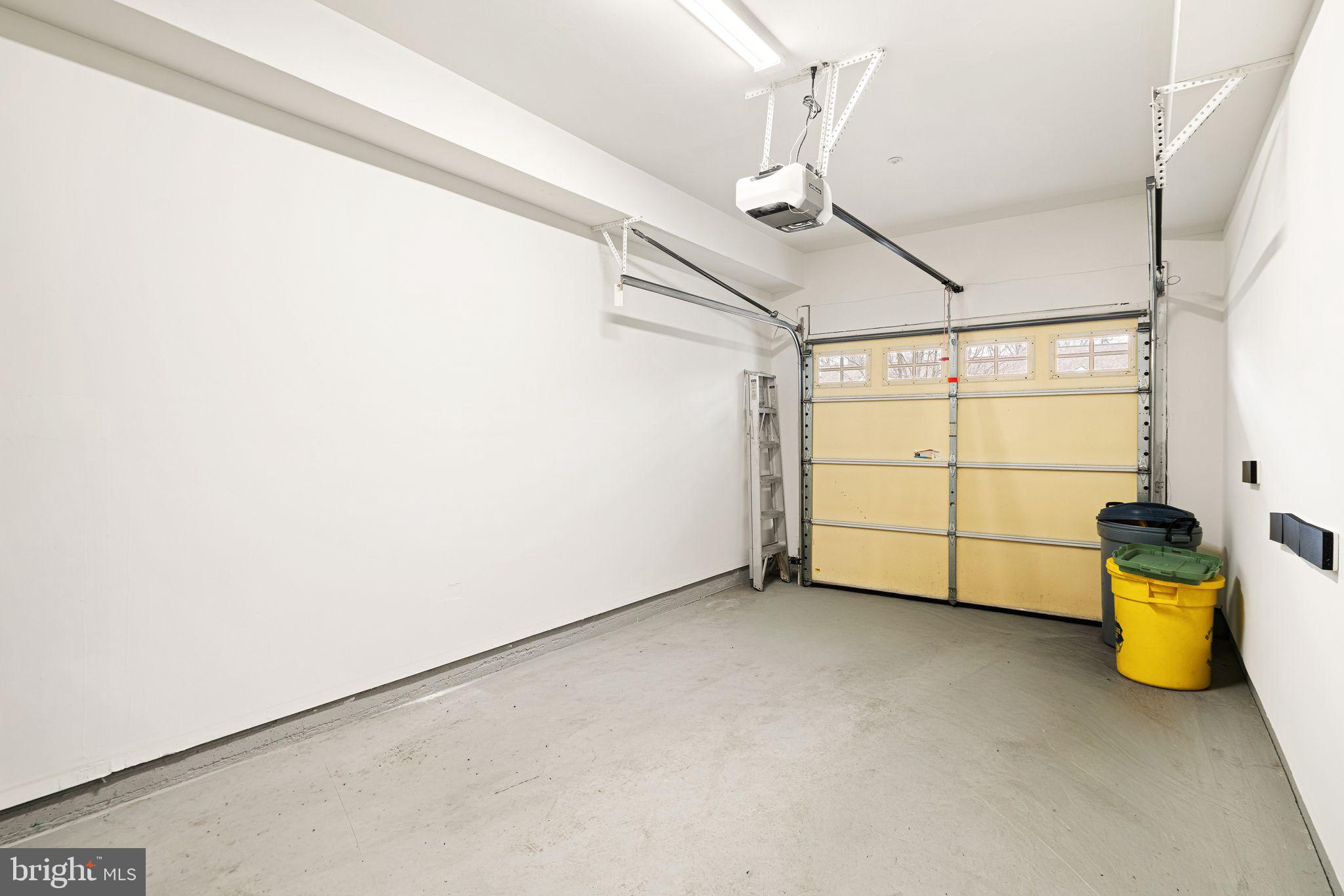 1364 Nicklaus Drive Springfield, PA 19064 - Photo 15 of 25 a view of an empty room with gym equipment