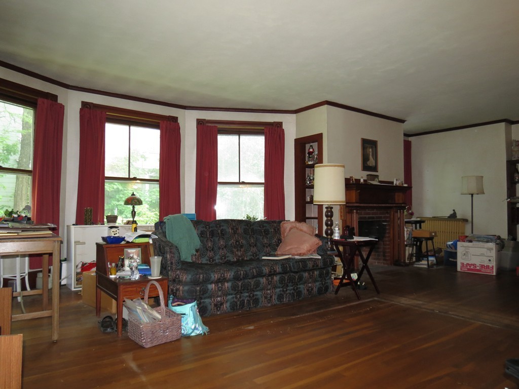 116 Walnut Street Clinton, MA 01510 - Photo 8 of 20 Gallery Image 8