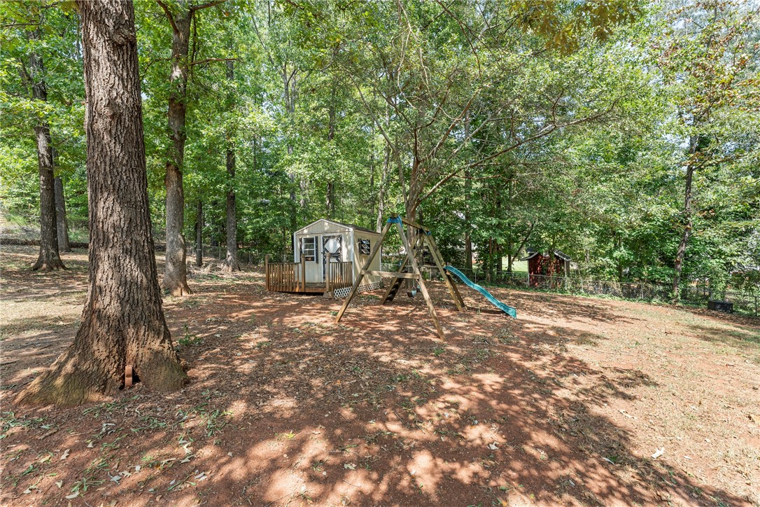 703 Sunny Shore Lane Anderson, SC 29621 - Photo 31 of 35 Gallery Image 31