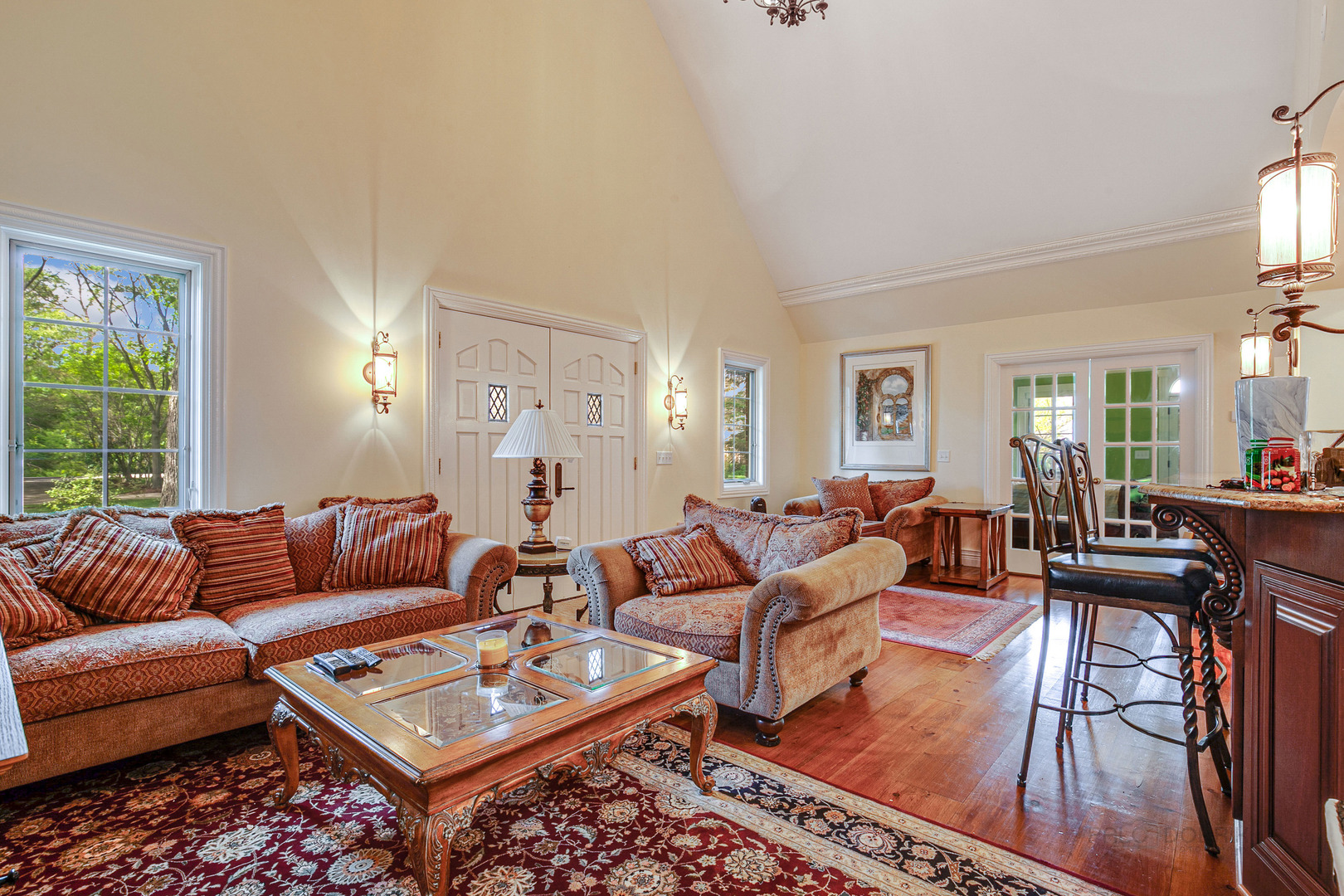 670 Arden Shore Road Lake Bluff, IL 60044 - Photo 50 of 56 a living room with furniture a rug and a window