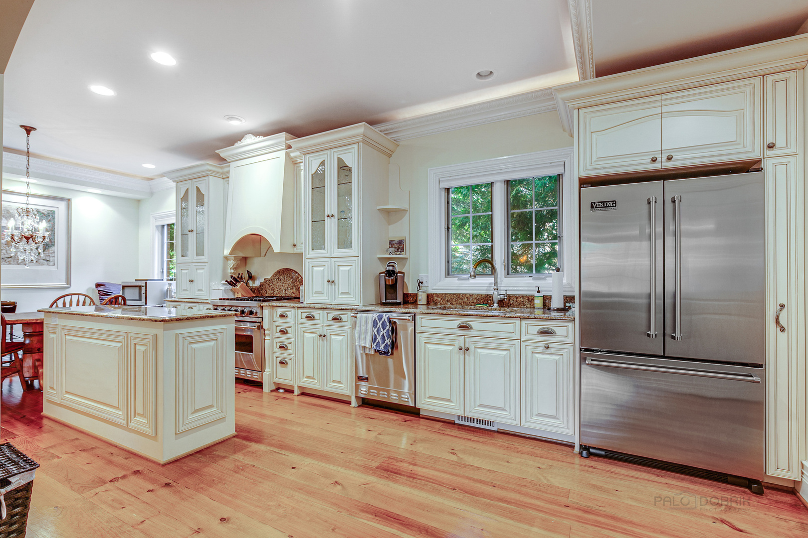 670 Arden Shore Road Lake Bluff, IL 60044 - Photo 52 of 56 a kitchen with a refrigerator and a sink