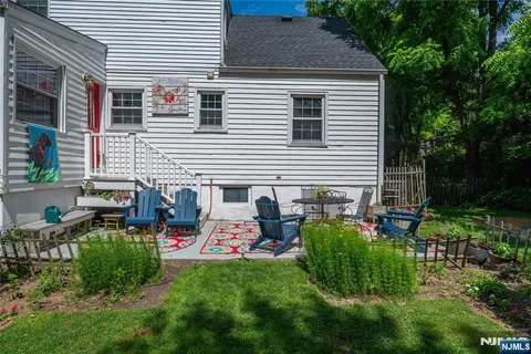 $610,000 | 33 Glenview Drive, West Orange, NJ 07052