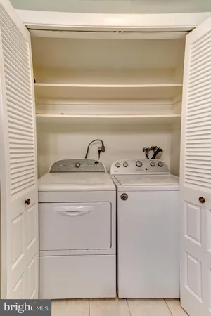 $3,300 | 4608 34th Street South, Arlington, VA 22206