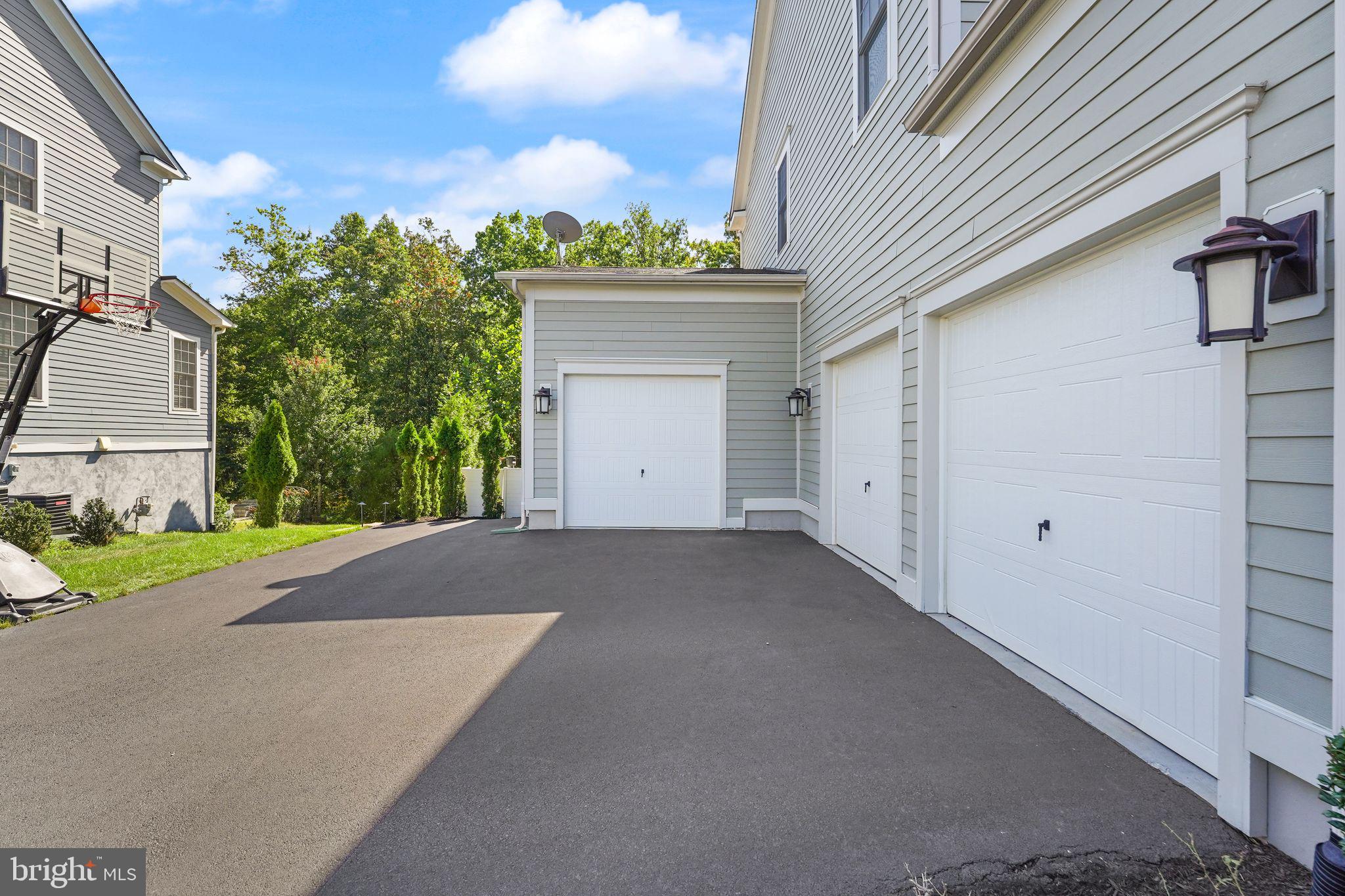 41865 Paddock Gate Place Ashburn, VA 20148 - Photo 14 of 42