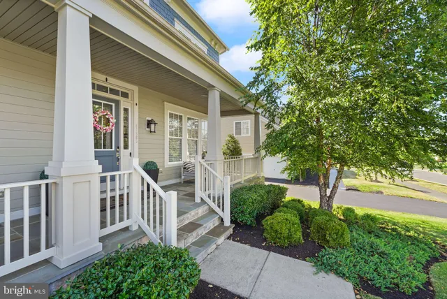 $1,900,000 | 41865 Paddock Gate Place, Ashburn, VA 20148