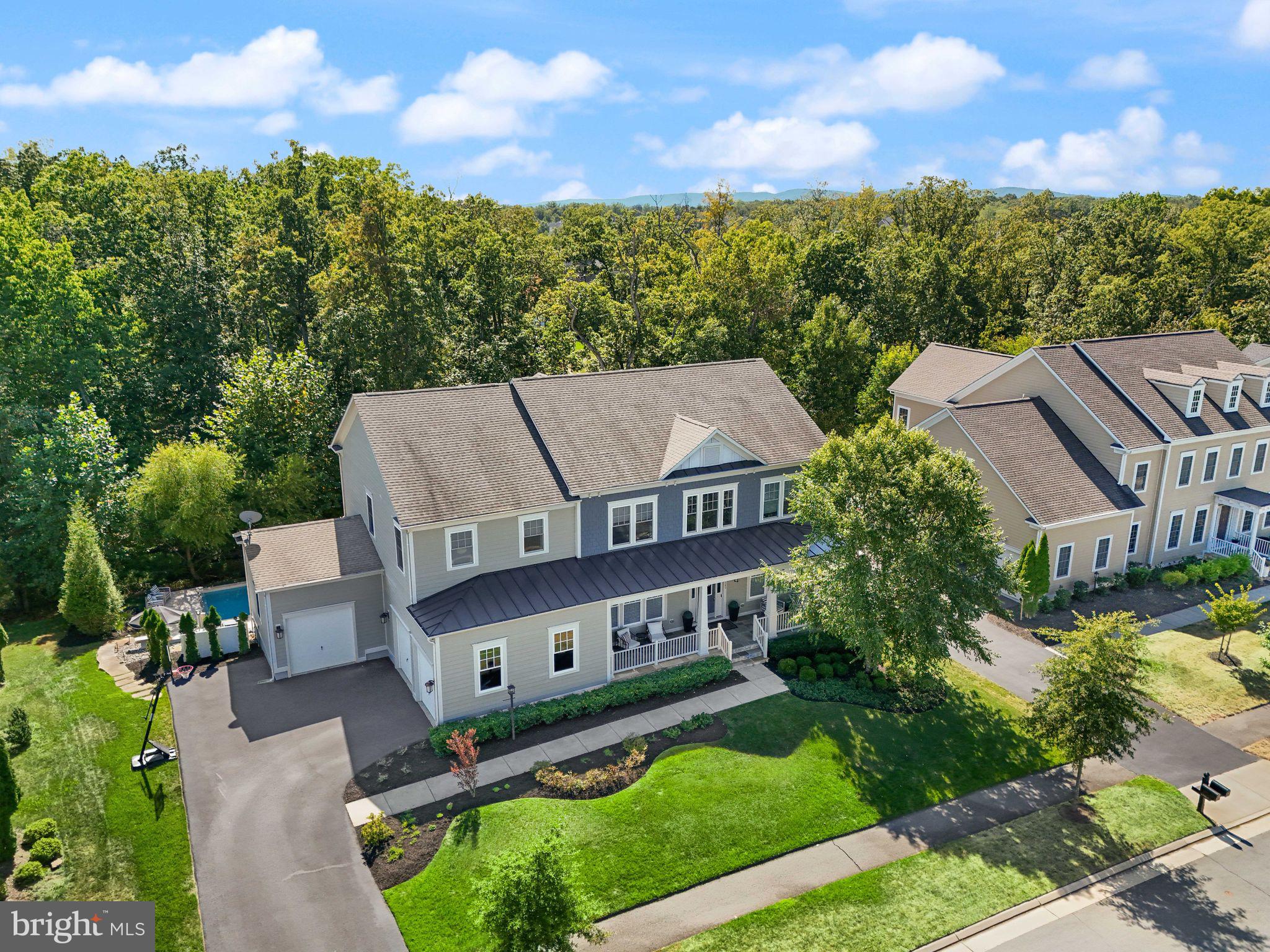 41865 Paddock Gate Place Ashburn, VA 20148 - Photo 92 of 99 an aerial view of a house