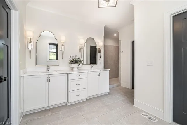 $925,000 | 2519 Rivers Edge Road, Summerfield, NC 27358