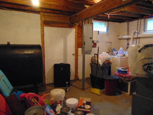 51 Wellstown Road Hopkinton, RI 02804 - Photo 18 of 23