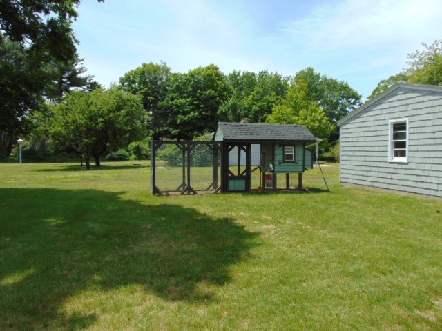 51 Wellstown Road Hopkinton, RI 02804 - Photo 6 of 23
