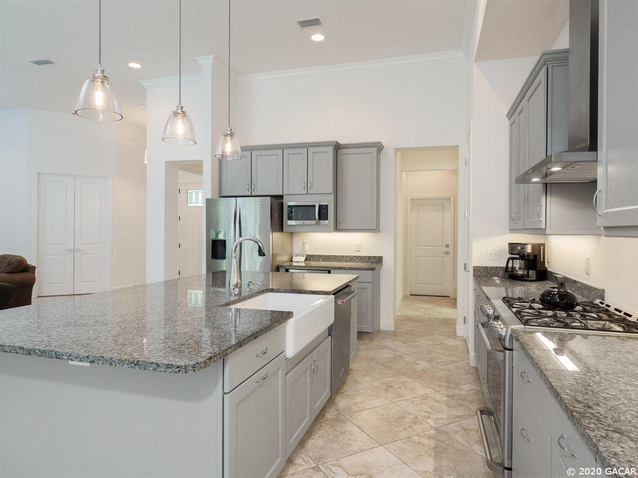 811 Southwest 93rd Street Gainesville, FL 32607 - Photo 8 of 30 Gallery Image 8