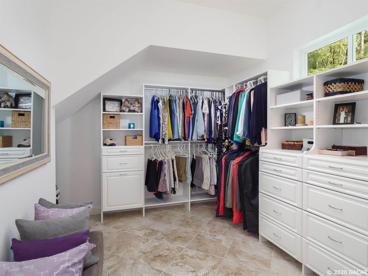 811 Southwest 93rd Street Gainesville, FL 32607 - Photo 10 of 30 Gallery Image 10