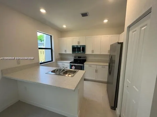 $2,580 | 28750 Southwest 134th Court, Homestead, FL 33033