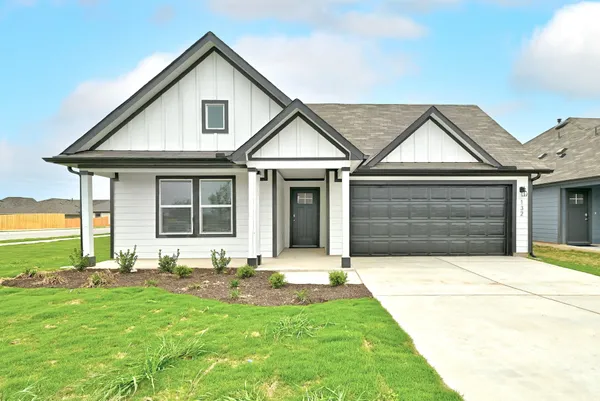 $1,995 | 132 Sweetwater Crk Lane, Hutto, TX 78634