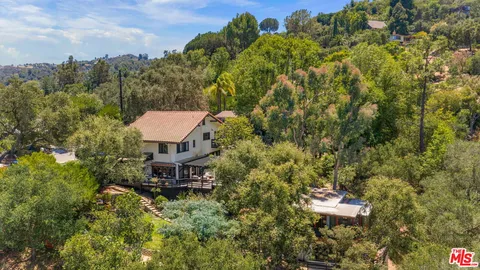 $2,195,000 | 19805 Valley View Drive, Topanga, CA 90290