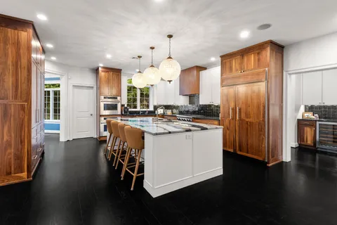 $2,750,000 | 952 Lafayette Road, Bryn Mawr, PA 19010
