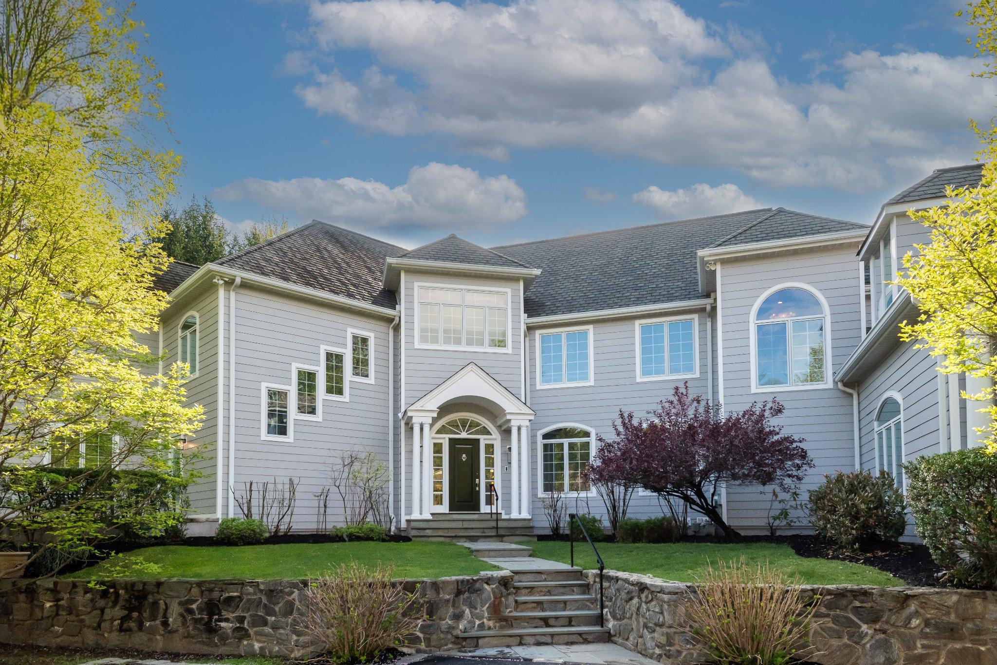 952 Lafayette Road Bryn Mawr, PA 19010 - Photo 5 of 87 New Hardie Board siding