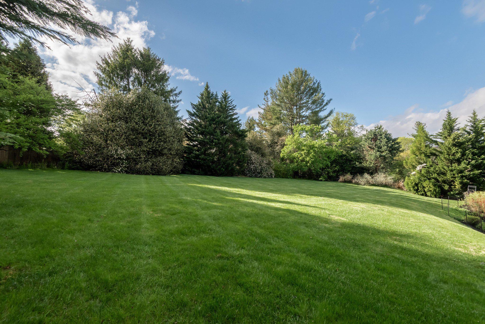 952 Lafayette Road Bryn Mawr, PA 19010 - Photo 81 of 87 Beautiful spacious upper tier mostly flat yard