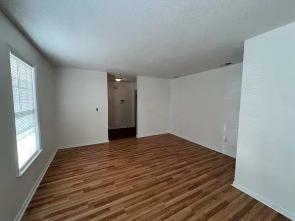 $2,000 | 1222 Hampton Drive, Summerville, SC 29486
