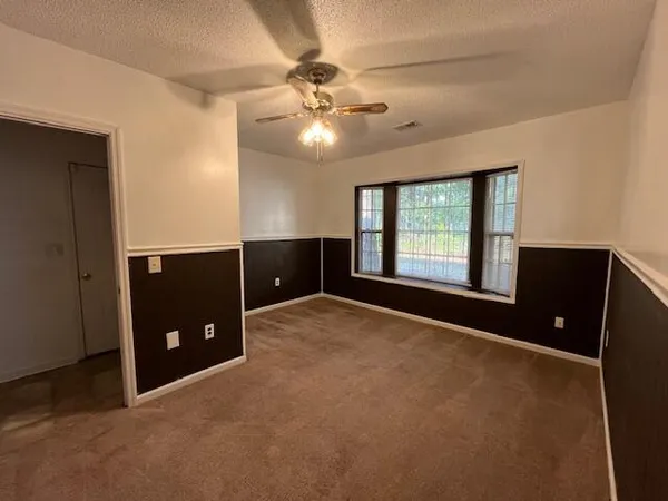 $2,000 | 1222 Hampton Drive, Summerville, SC 29486