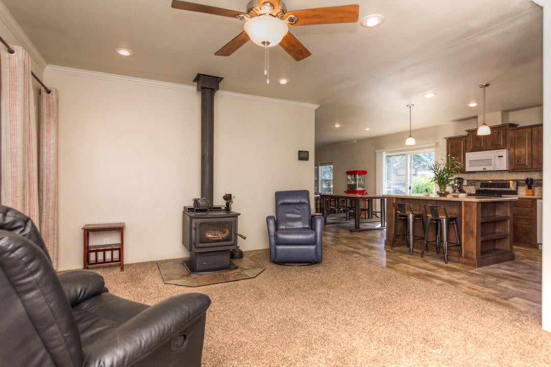 19407 Apache Road Bend, OR 97702 - Photo 13 of 35 Apache Rd 19407 Web (18 of 45)