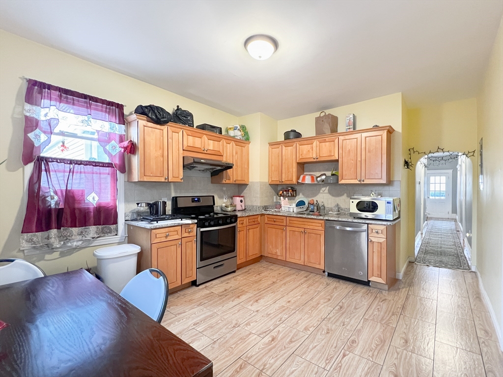31 Haskell Street Boston, MA 02134 - Photo 9 of 24 Gallery Image 9