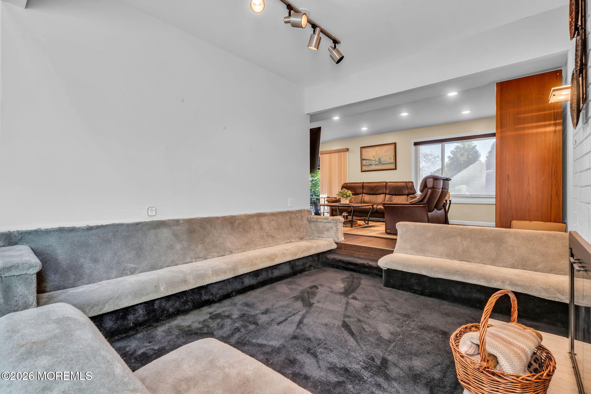 12 Ethan Allen Road Freehold, NJ 07728 - Photo 13 of 46 21-web-or-mls-DSC04944