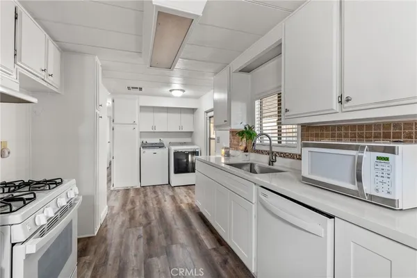 $79,999 | 675 West Oakland Avenue, Unit G15, Hemet, CA 92543