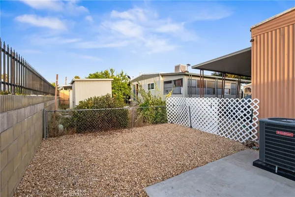 $79,999 | 675 West Oakland Avenue, Unit G15, Hemet, CA 92543