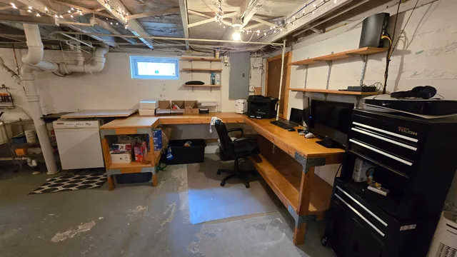 $329,999 | 376 South Main Street, Concord, NH 03301