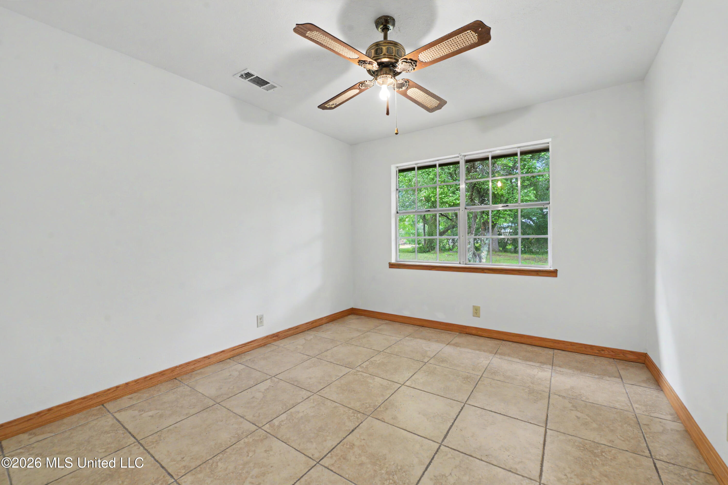 3231 Kings Bridge Road Moss Point, MS 39562 - Photo 15 of 29 IMG_5369