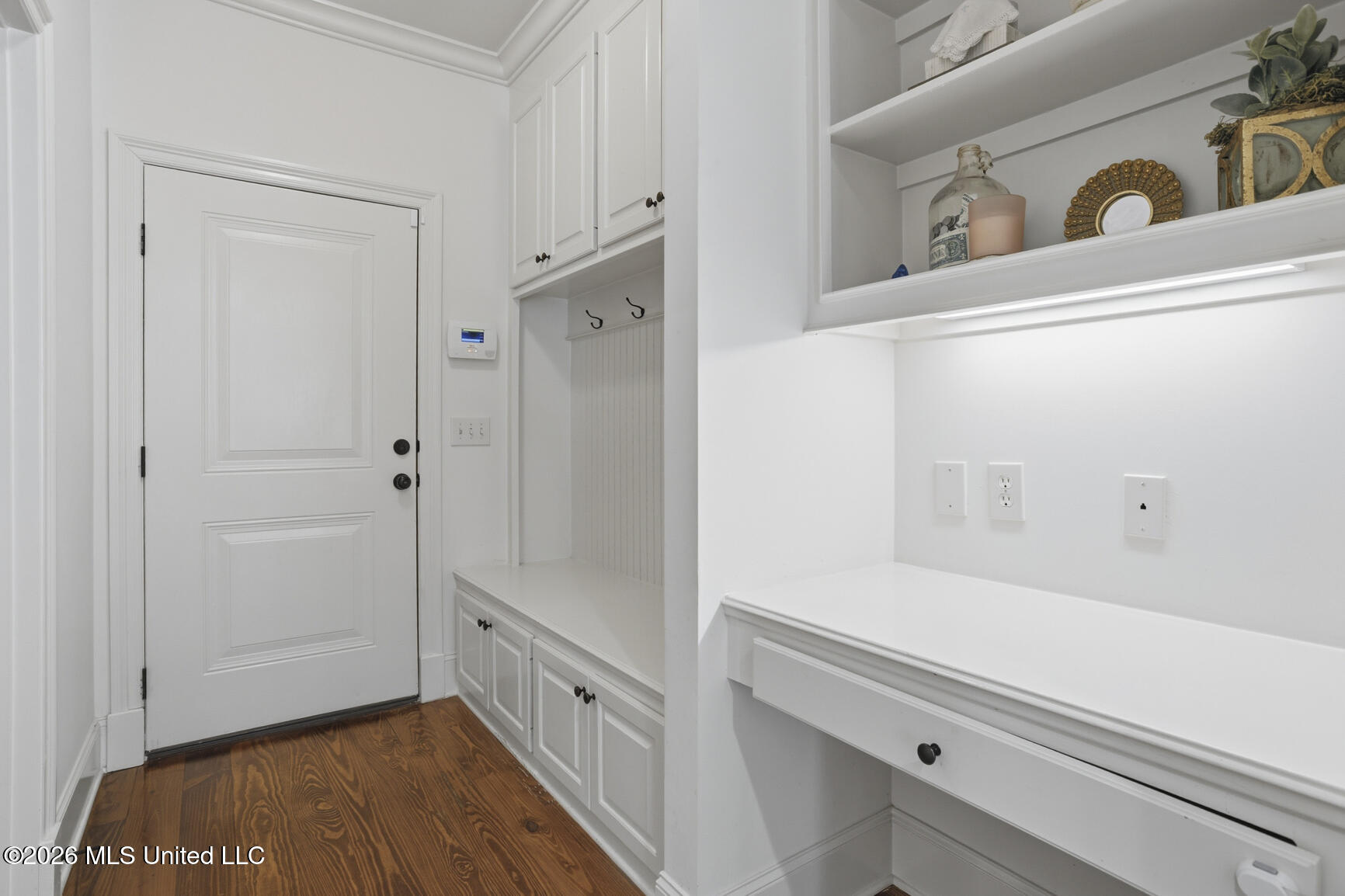 110 Brisco Street Madison, MS 39110 - Photo 29 of 34 Built in Desk and Drop Off Zone