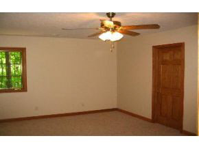 9287 Hickory Road Spencer, IN 47460 - Photo 10 of 16 Gallery Image 10
