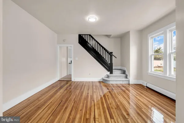 $299,999 | 69 Reed Avenue, Hamilton, NJ 08610