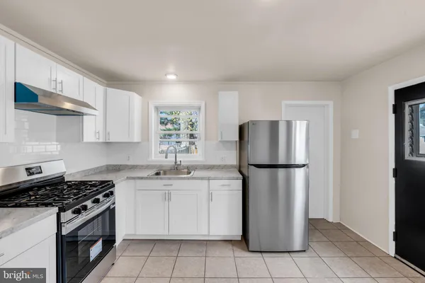 $299,999 | 69 Reed Avenue, Hamilton, NJ 08610