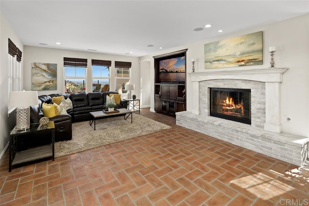 6937 Sitio Cordero Carlsbad, CA 92009 - Photo 11 of 25