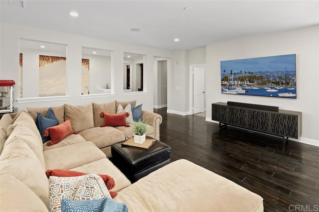 6937 Sitio Cordero Carlsbad, CA 92009 - Photo 18 of 25