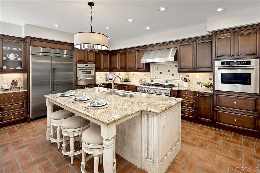 6937 Sitio Cordero Carlsbad, CA 92009 - Photo 10 of 25