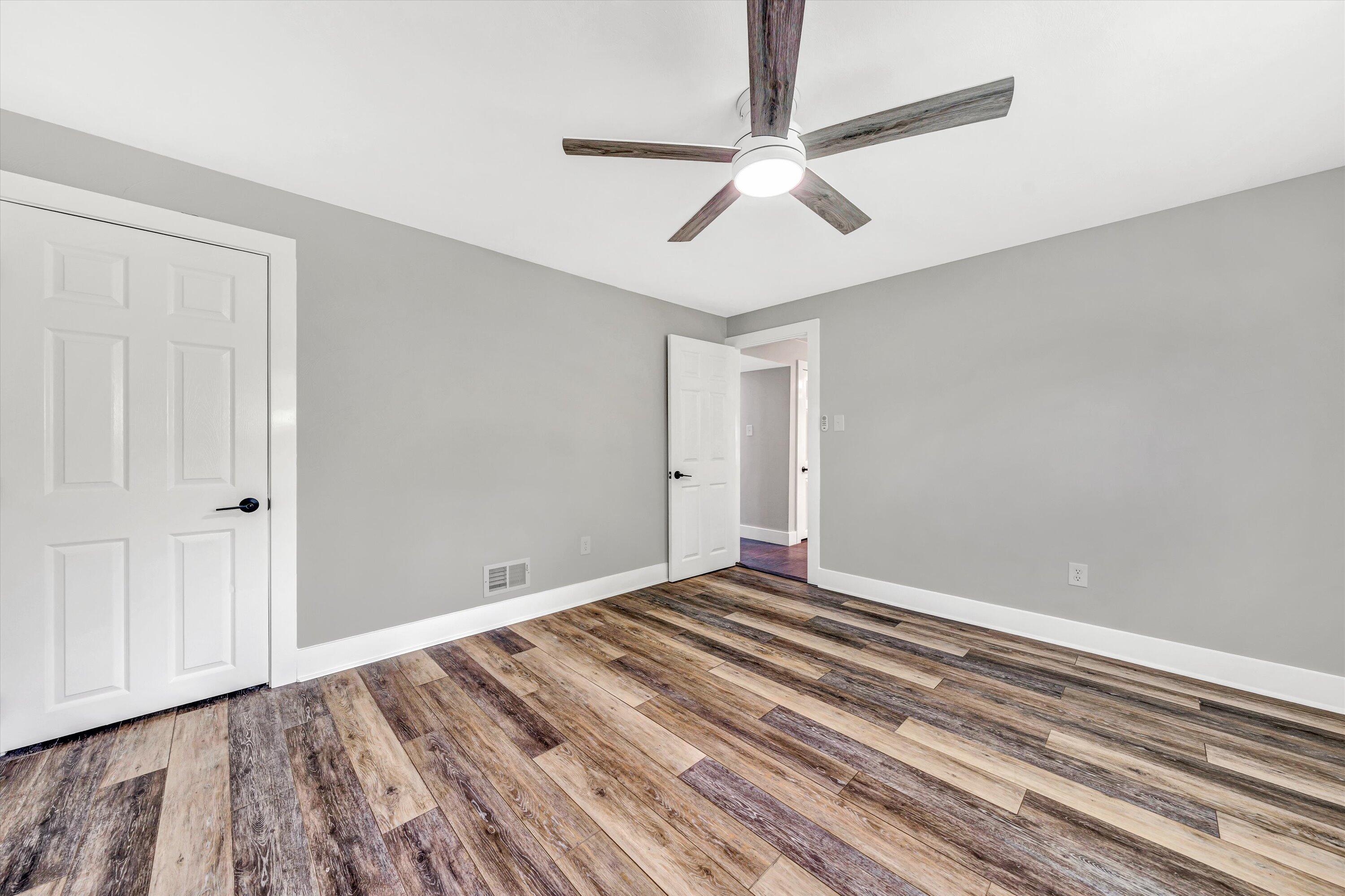 3631 Bower Road Roanoke, VA 24018 - Photo 9 of 34 09-DSC00010