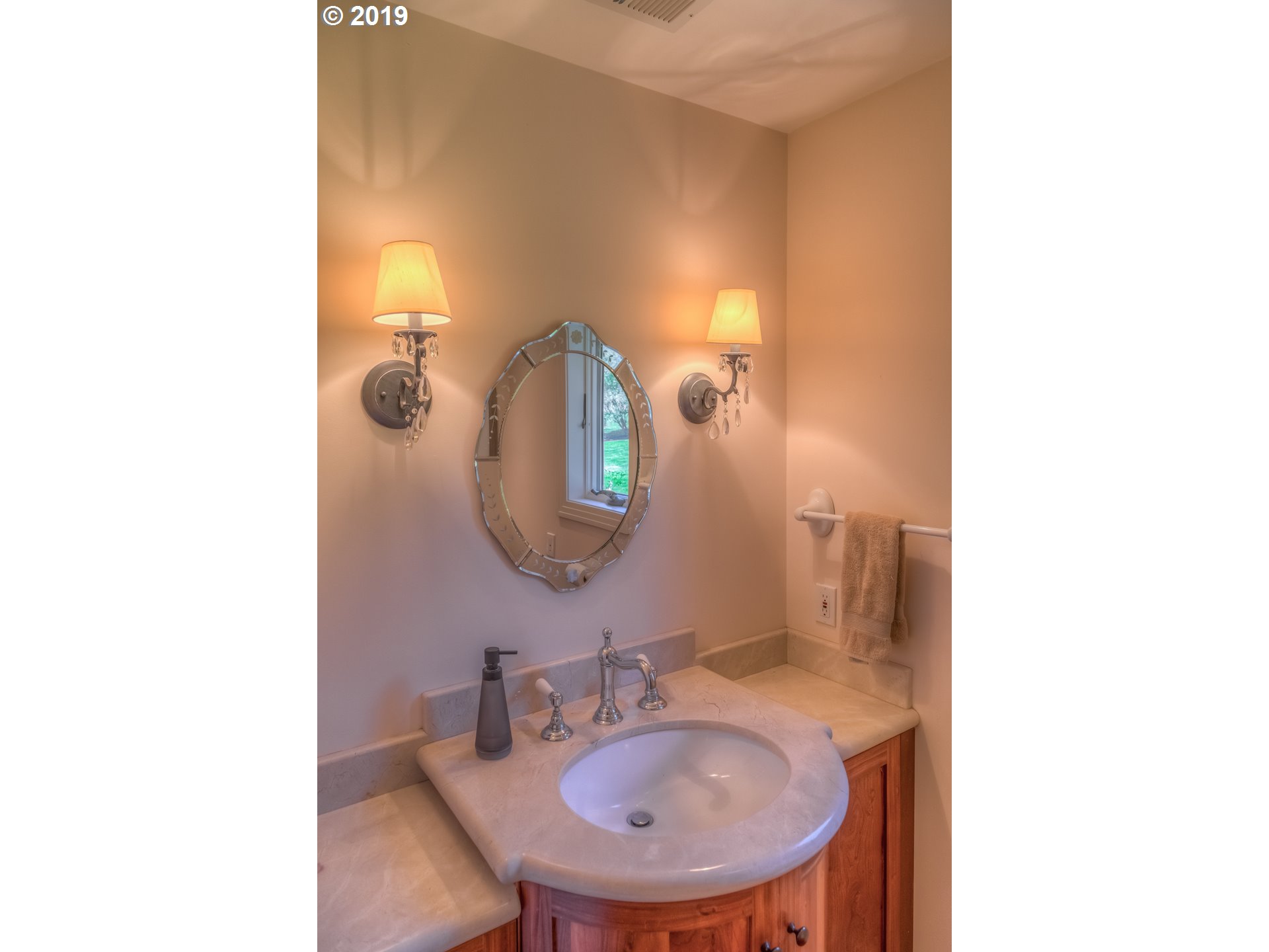 16860 Southwest Parrett Mountain Road Sherwood, OR 97140 - Photo 8 of 32 Gallery Image 8