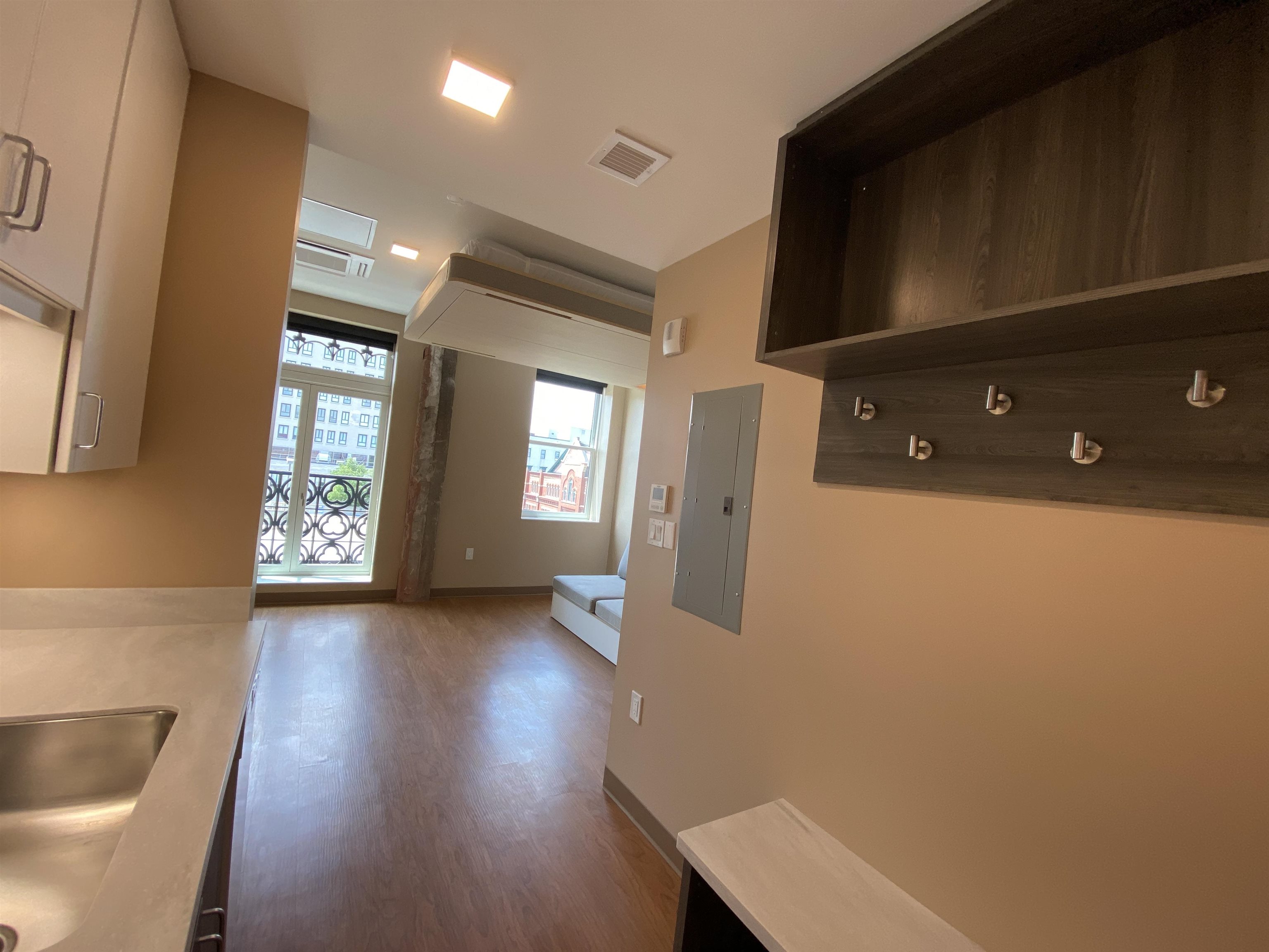 83 Hanover Street, Unit 408 Manchester, NH 03101 - Photo 19 of 56