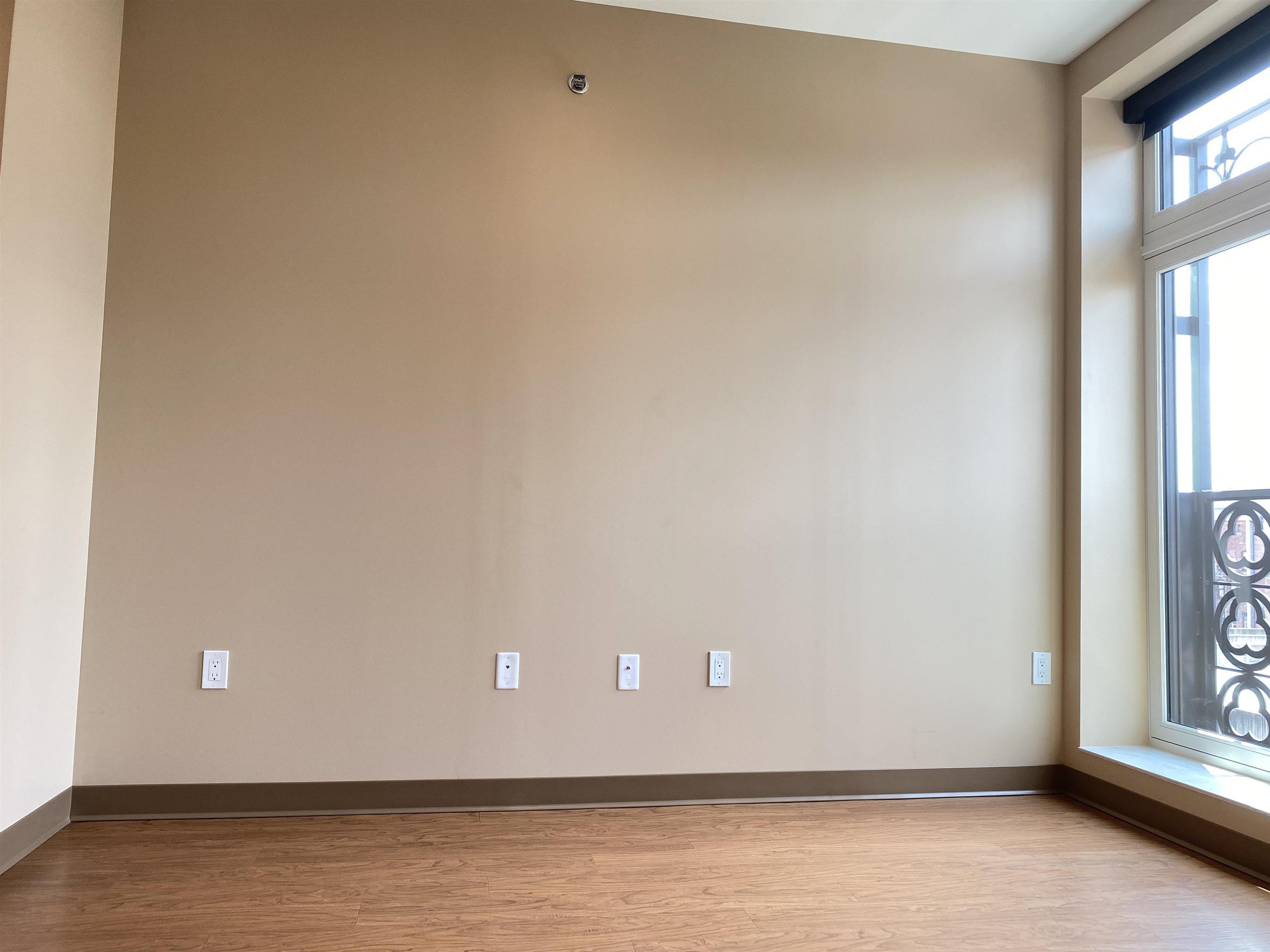 83 Hanover Street, Unit 408 Manchester, NH 03101 - Photo 34 of 56