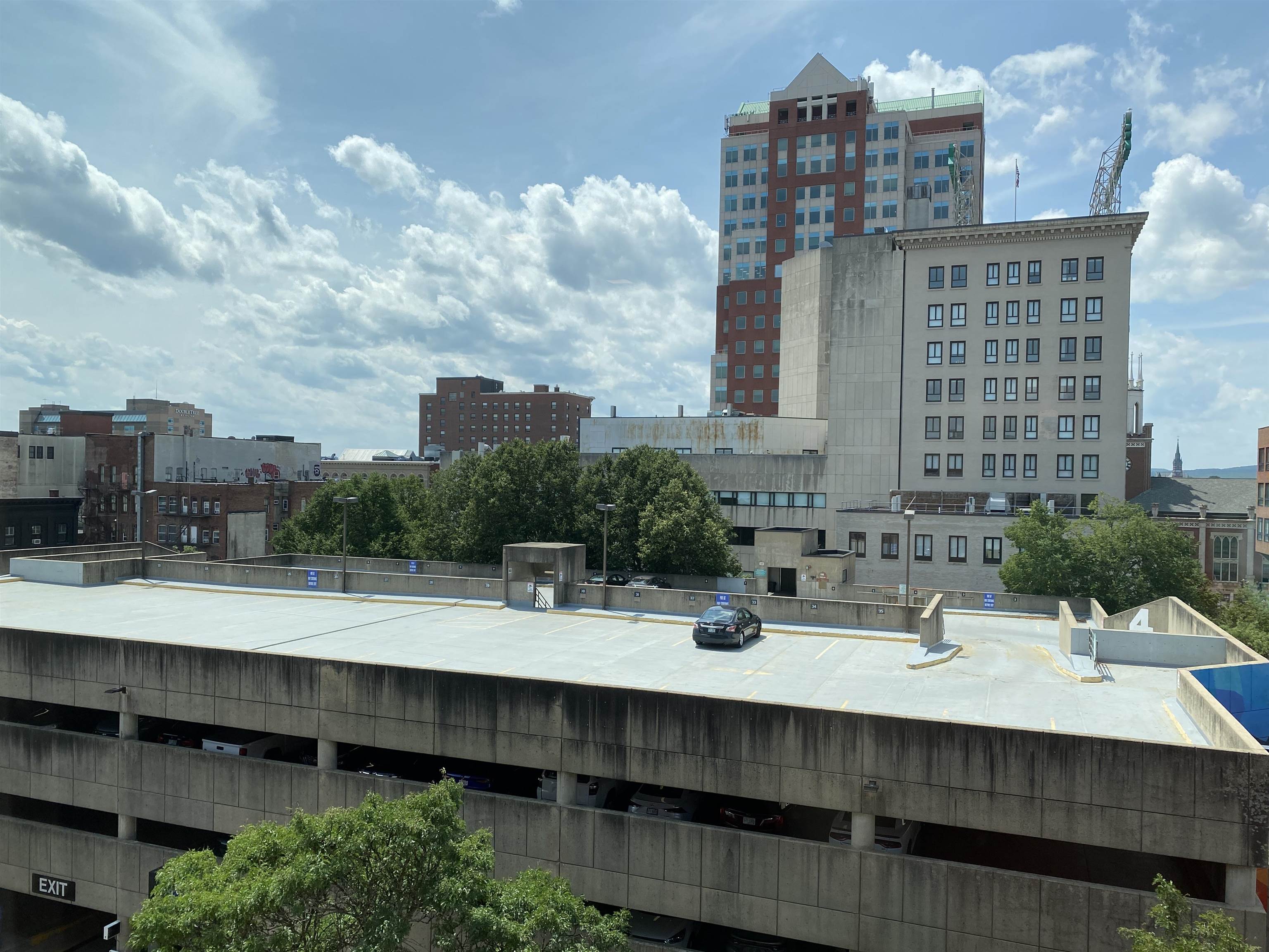 83 Hanover Street, Unit 408 Manchester, NH 03101 - Photo 35 of 56